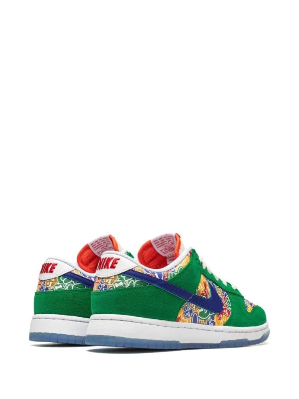 Nike Dunk Low sneakers "Foam Finger" - Image 3