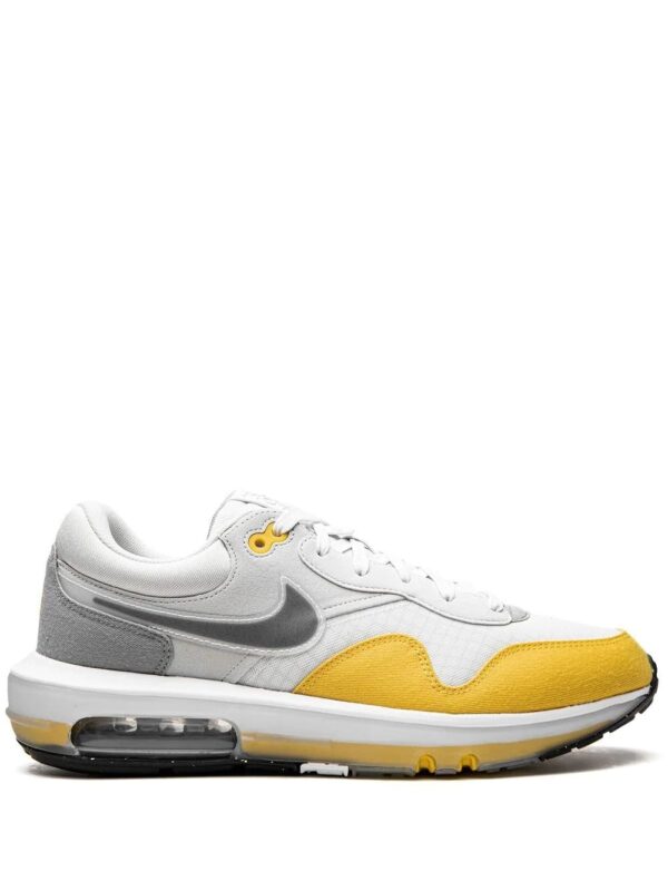 Nike  Air Max Motif sneakers