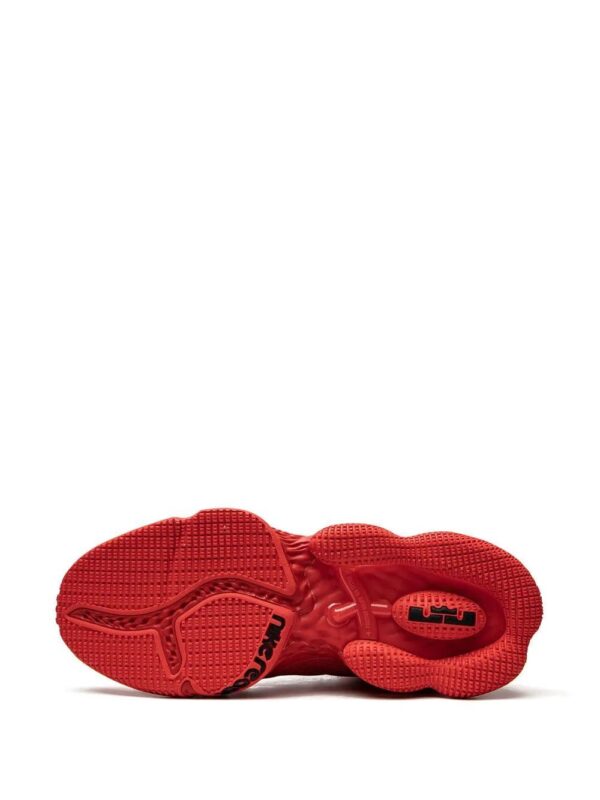 Nike  LeBron 19 Low sneakers - Image 4