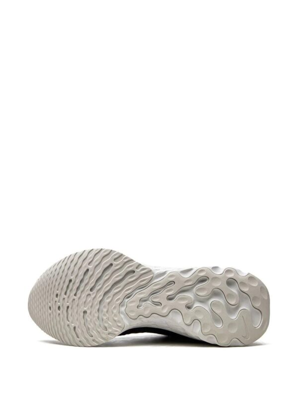 Nike  React Infinity Run sneakers - Image 4