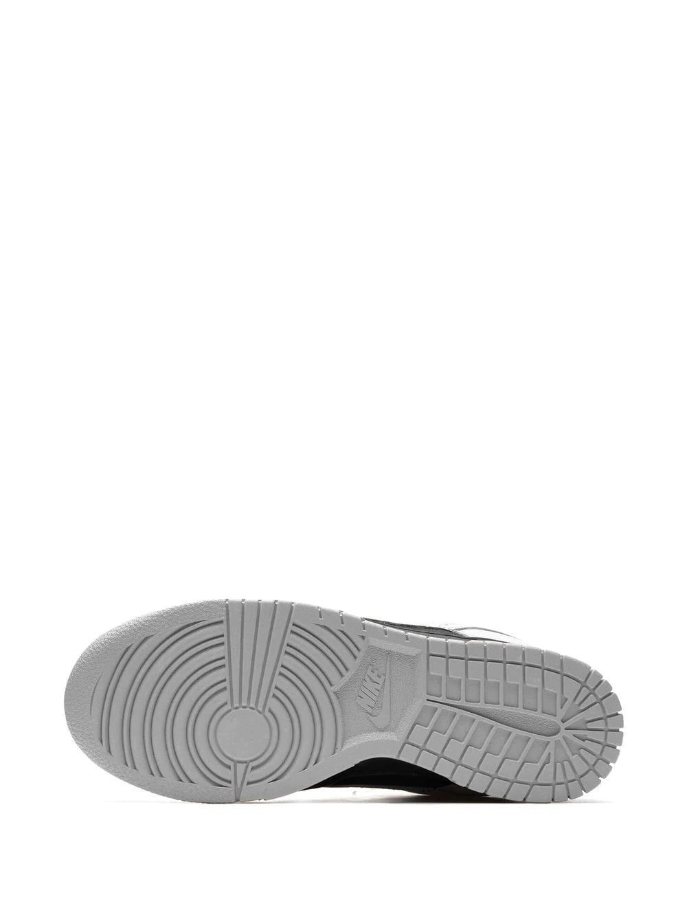 Nike Dunk Low "Reverse Panda” sneakers - Image 4