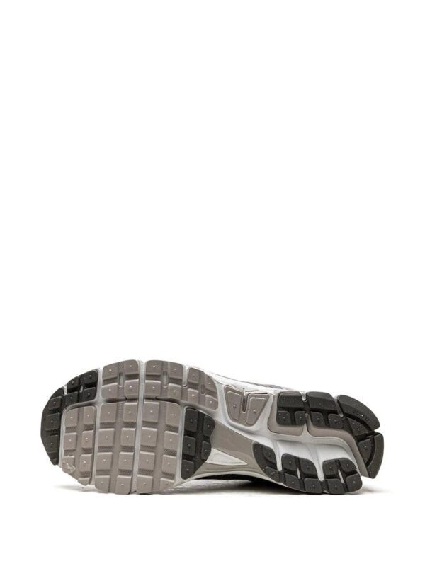 Nike  Zoom Vomero 5 "Iron Ore" sneakers - Image 4
