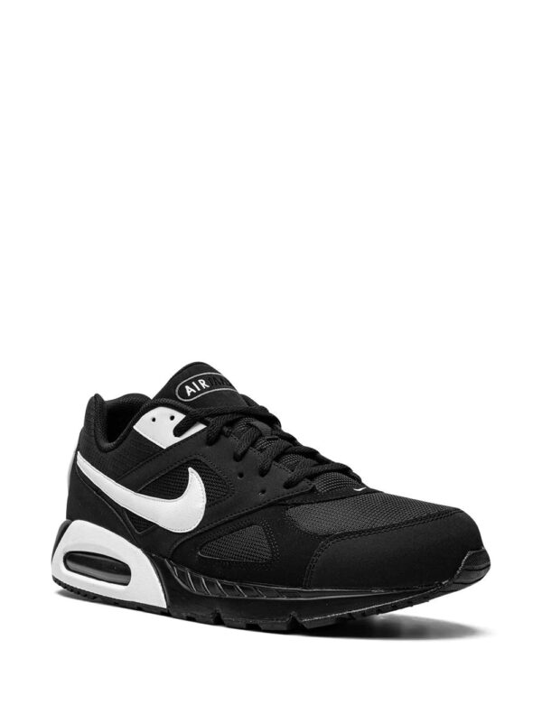 Nike  Air Max IVO low-top sneakers - Image 2