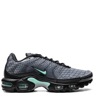 Nike Air Max Plus low-top sneakers