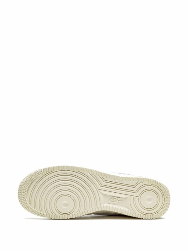 Nike x Kith Air Force 1 low-top "Tokyo" sneakers - Image 4
