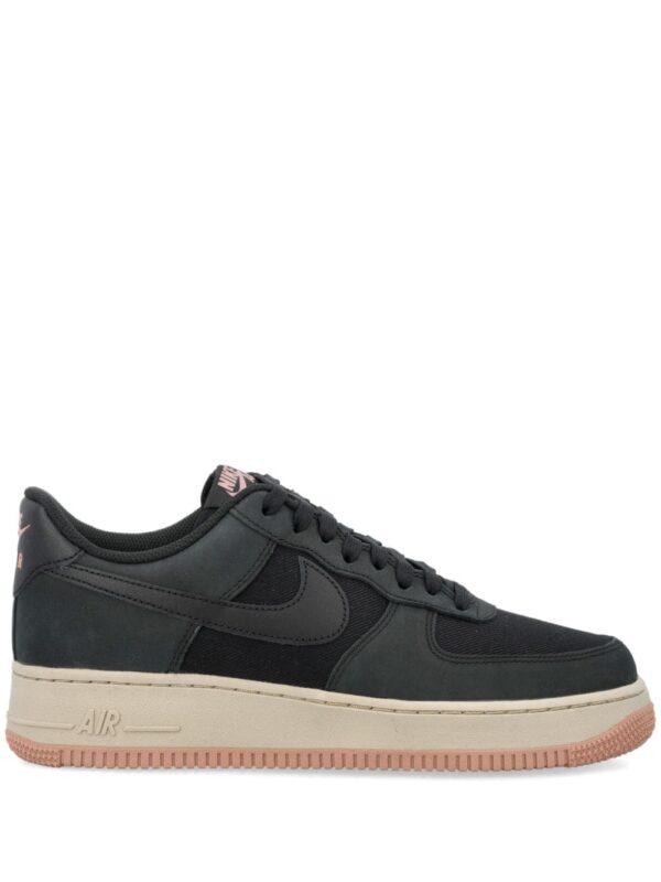 Nike Air Force 1' 07 lace-up sneakers